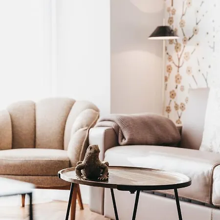 Grazios Luxusapartments Mit Dachterrasse Oder Garten, Kostenlose Parkplatze, E-tankstelle شقة فندقية 2*