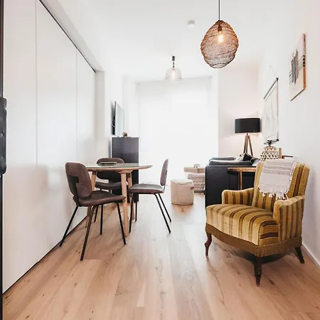 Grazios Luxusapartments Mit Dachterrasse Oder Garten, Kostenlose Parkplatze, E-tankstelle شقة فندقية غراتس