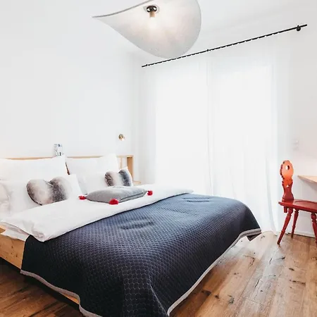Grazios Luxusapartments Mit Dachterrasse Oder Garten, Kostenlose Parkplatze, E-tankstelle شقة فندقية 2*